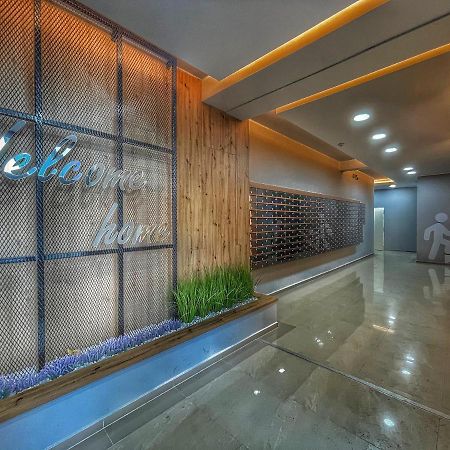 Lovely&Cozy Apartaments Palas Mall Iasi Exterior photo